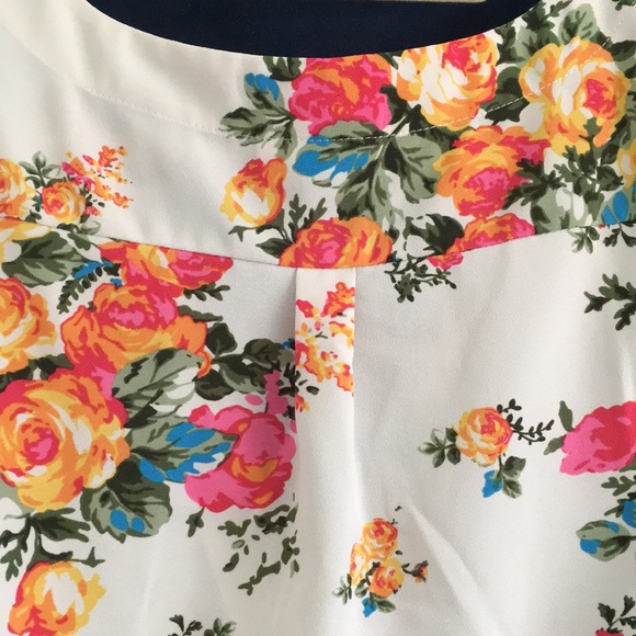 ModCloth | Faux Wrap Top - Picture 6 of 7